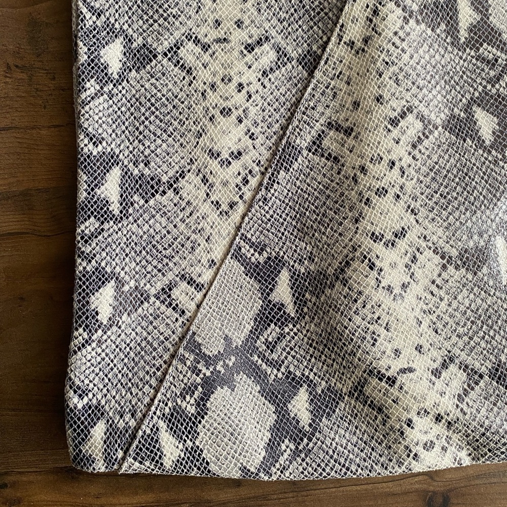 Persaman New York Gray Snakeskin Handbag - Picture 2 of 7